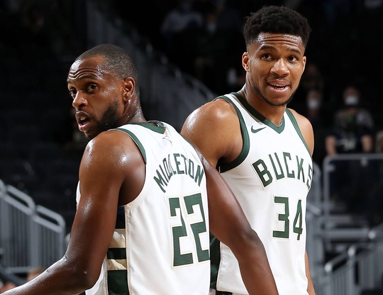 奇异果体育-雄鹿带队取胜！，浓眉哥重要时刻刷新纪录热度持续攀升(孙颖莎在比赛中的幽默时刻)